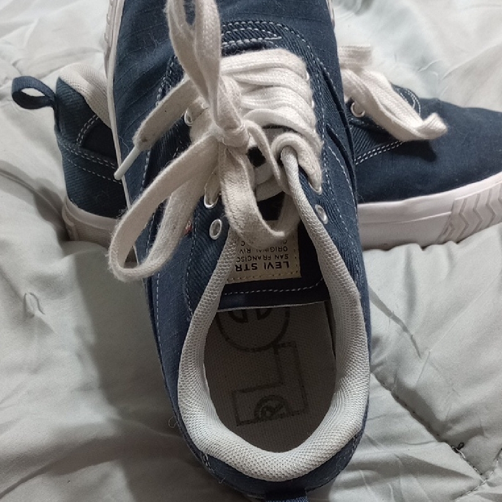 Levi's Blue Sneakers with White Laces